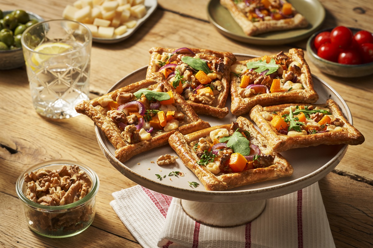 Bladerdeeg hapjes met geitenkaas en walnoot Recept